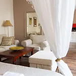 Apartment Lounge