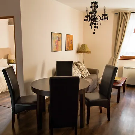 Lounge Apartmán *