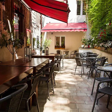 Διαμέρισμα Lounge *